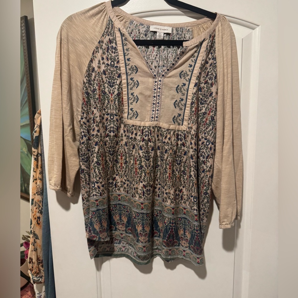 Women's Beige and Blue Patterned Top